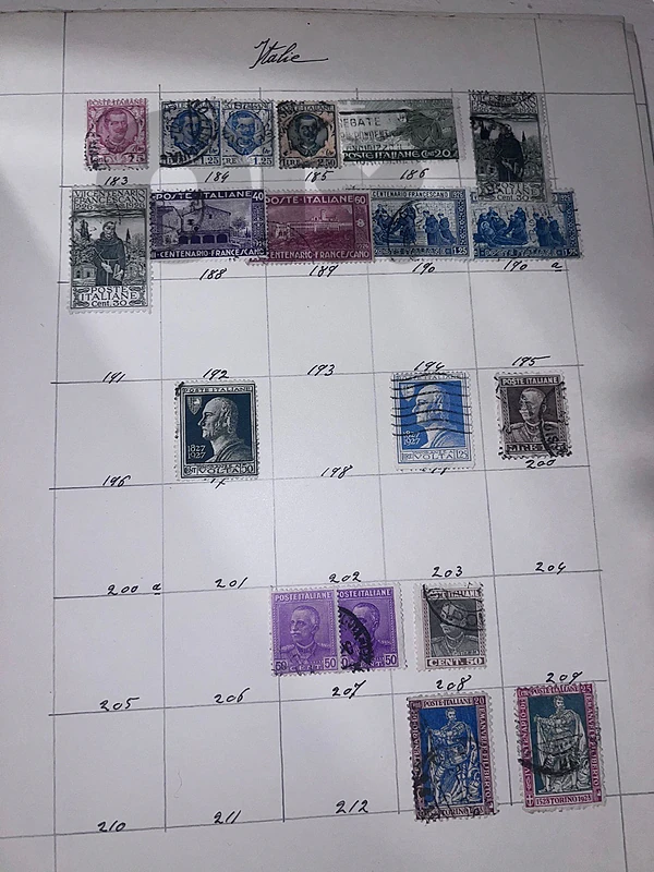 Italy stamps