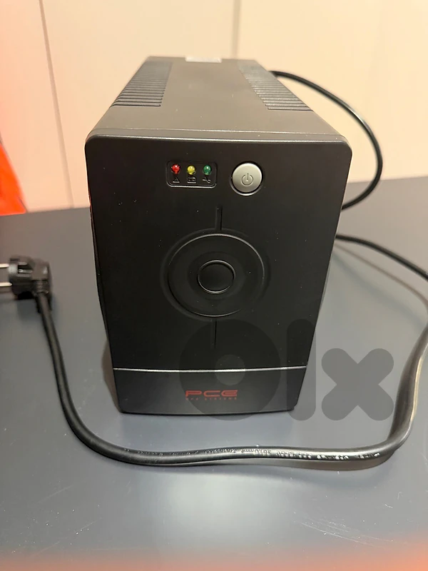 PCE M8-2500 UPS — 2500VA / 1200W — Brand New (Open Box)