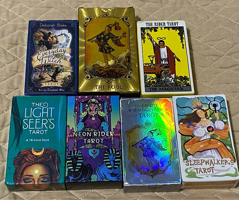 Tarot cards / بطاقات تاروت