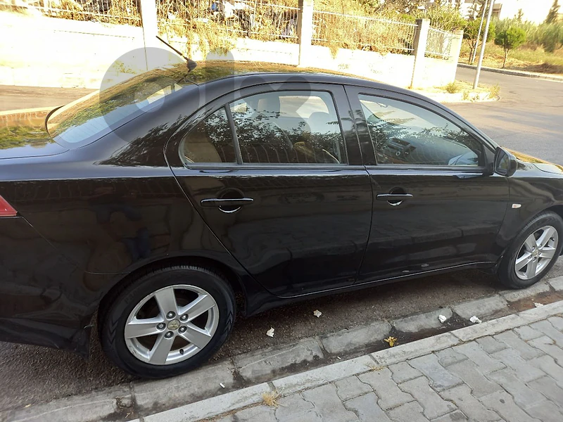 Mitsubishi Lancer 2009 ex