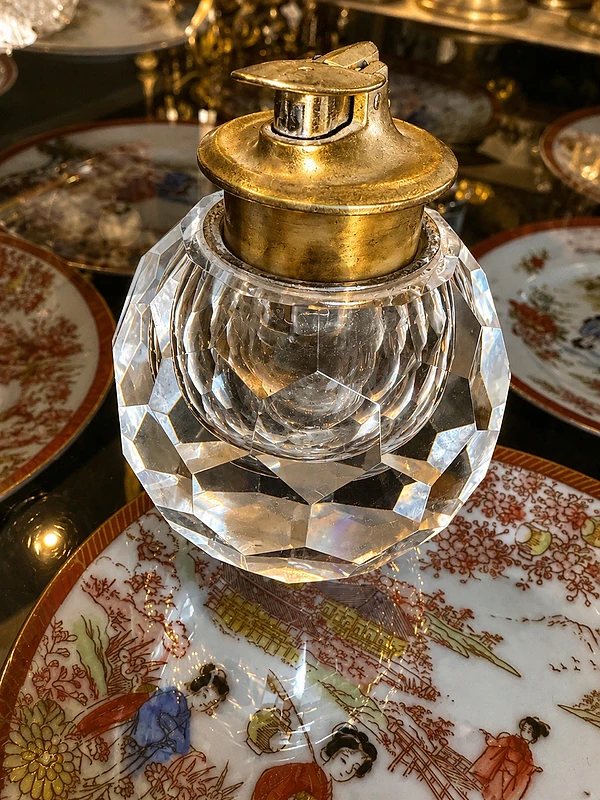 ولاعة طاولة Vintage فاخرة بقاعدة من الكريستال