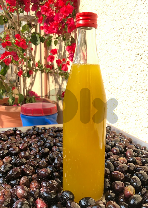 Olive oil for sale - Tin (Tanakeh)