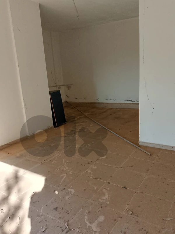 store for rent