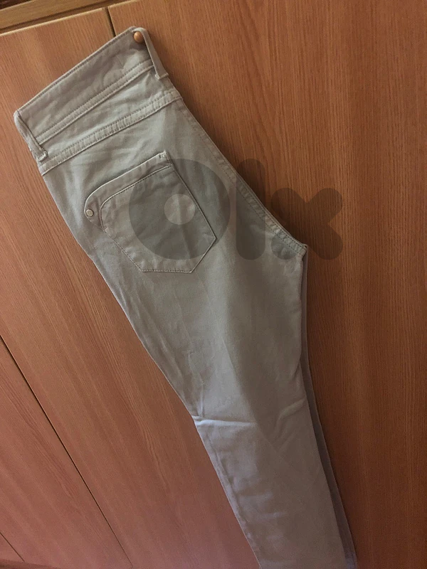 jeans grey