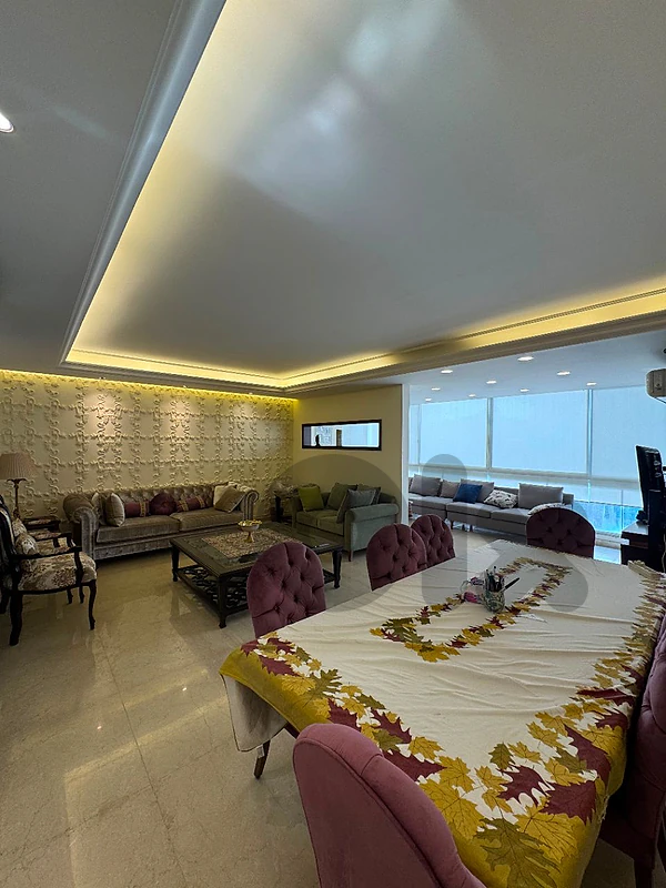 Apartment for sale in Ra's Al Naba'a • شقة مفروشة للبيع في رأس النبع