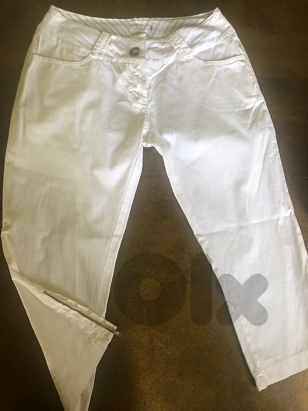 white pantacour