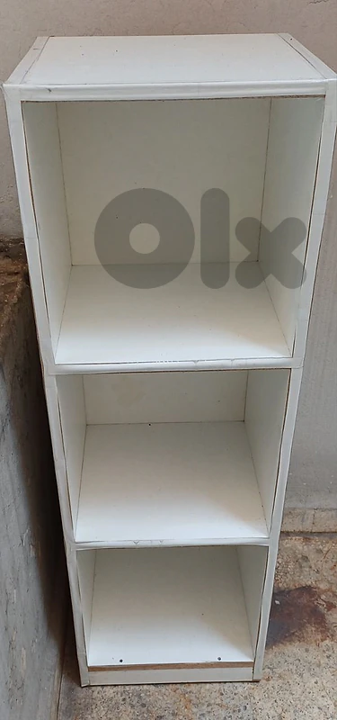 خزانة مستعملة حالة جيدة