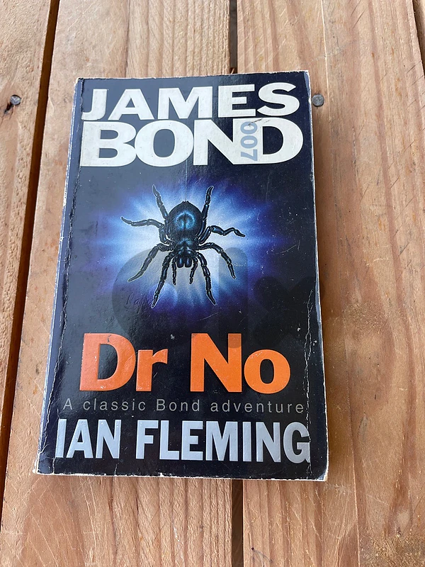 007 James Bond Dr No