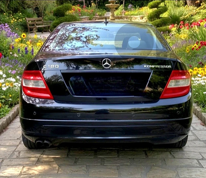 2009 Mercedes-Benz c180 super clean  مصدر الشركة لبنان