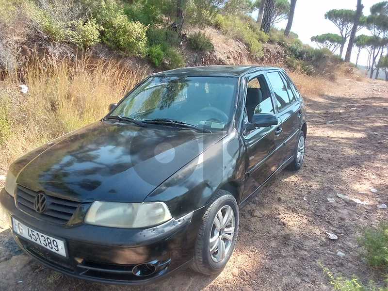 2005 فول بتعمل 250بالتنكة مسجلة وبينعمل وكالة بيع تبديل على e34 1700$
