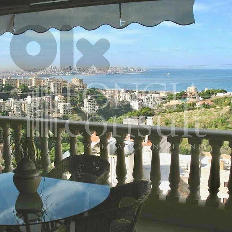 Charming Apartment in a Peaceful & Green Setting with sea view.