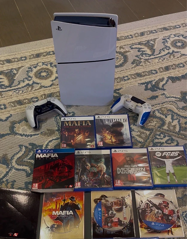 PS5 Slim +  8 Games + 2 Controllers