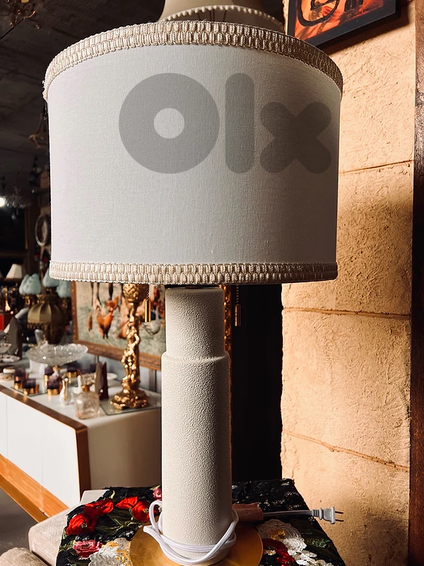 decorative table lamp