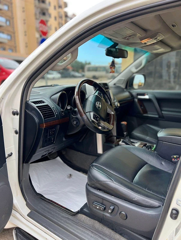 Toyota Prado 2010 land cruiser prado vxl