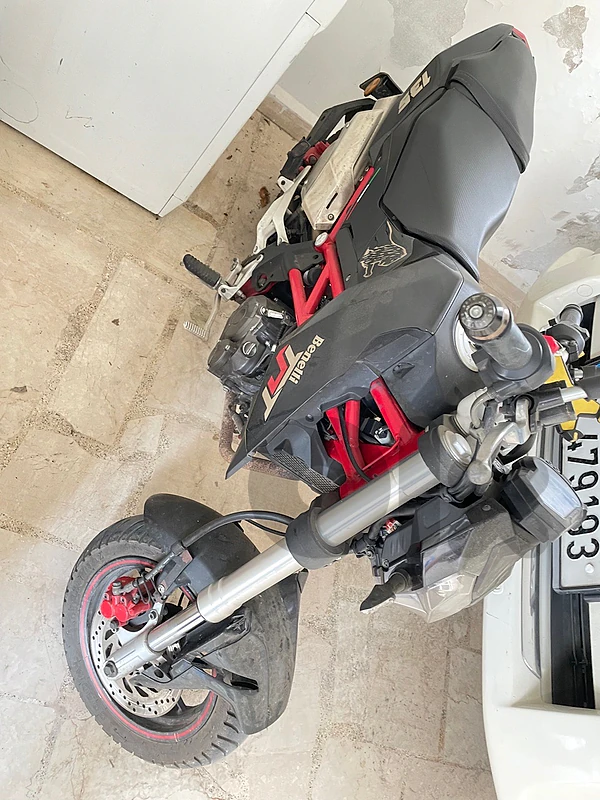 benelli tnt 125