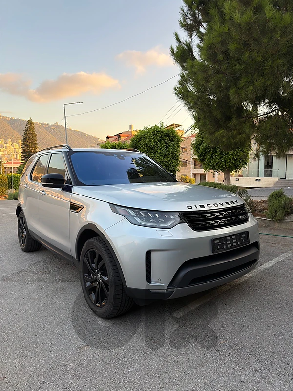 Land Rover Discovery 2018 LR5 clean carfax low mileage 73k Land Rover Discovery 2018 LR5 clean carfax low mileage 73k