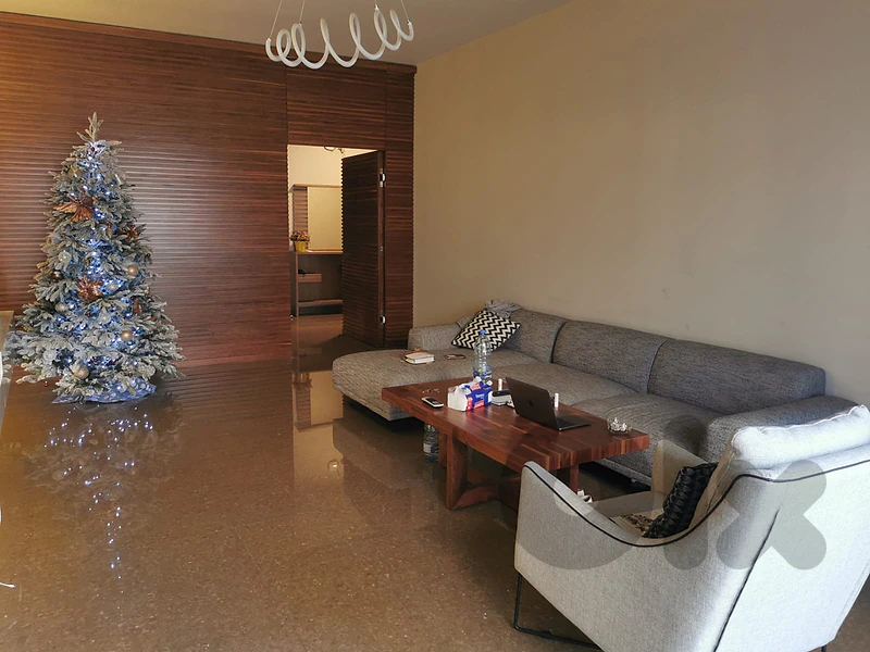Apartment for Rent in Achrafieh - شقة للإيجار في الأشرفية
