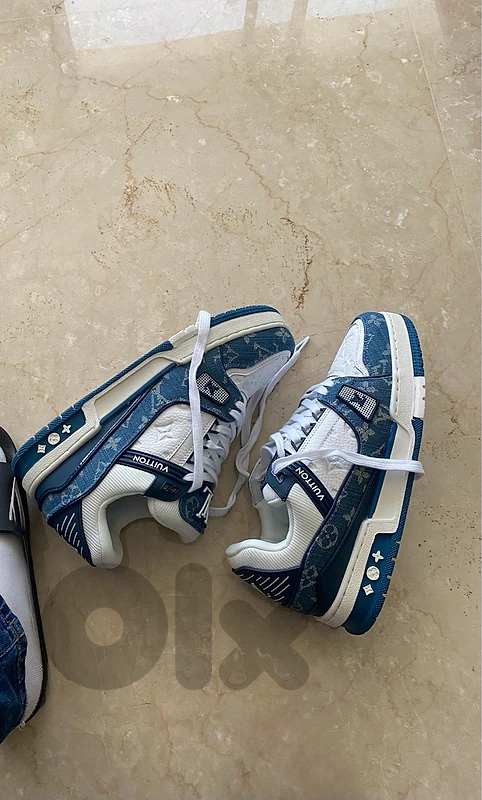 lv sneakers