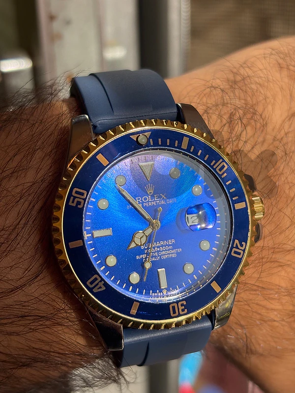 Rolex Submariner Blue Dial Luxury Watch – Gold & Blue Edition