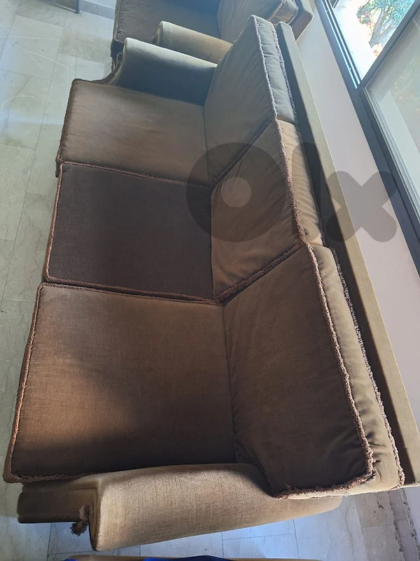living room 3 seaters and 2 single armchair