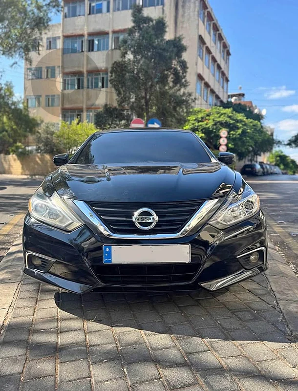 Nissan Altima  2017