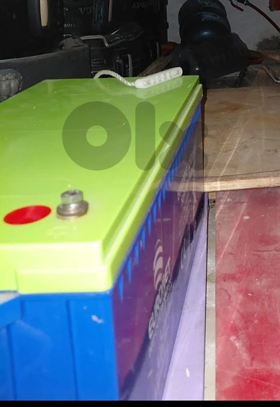 سيستم انفرتر 1000W مع بطارية EuroNet 200Ah مستعملين بحالة جيدة