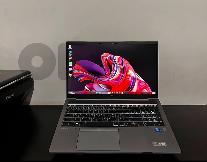 🔥 HP ZBook Firefly 15 G8 – Professional Performance 🔥