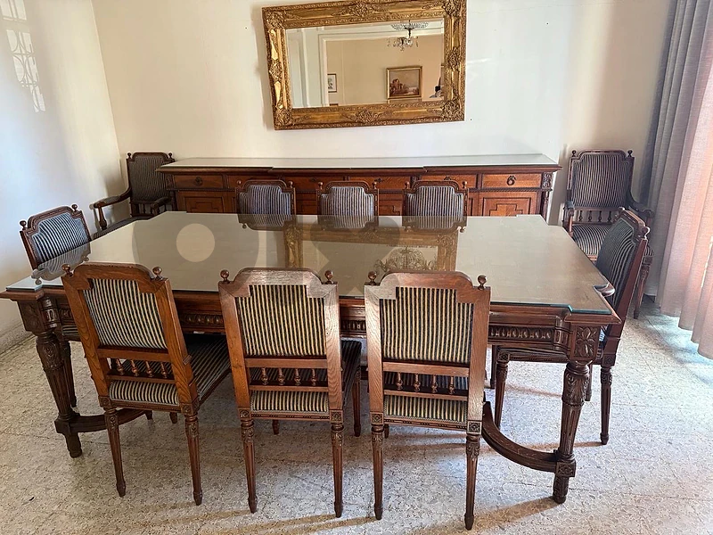full dining room