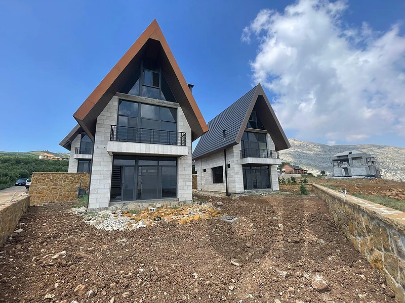 RWB207PK - Villa for sale in Akoura Jbeil