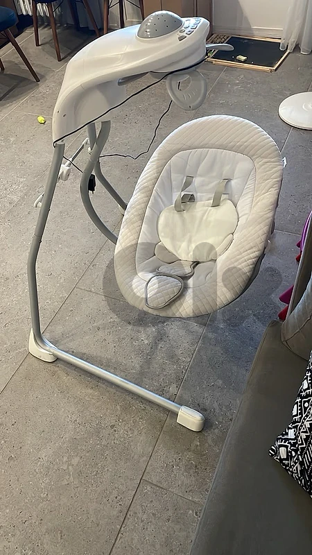 Electric baby wave swing