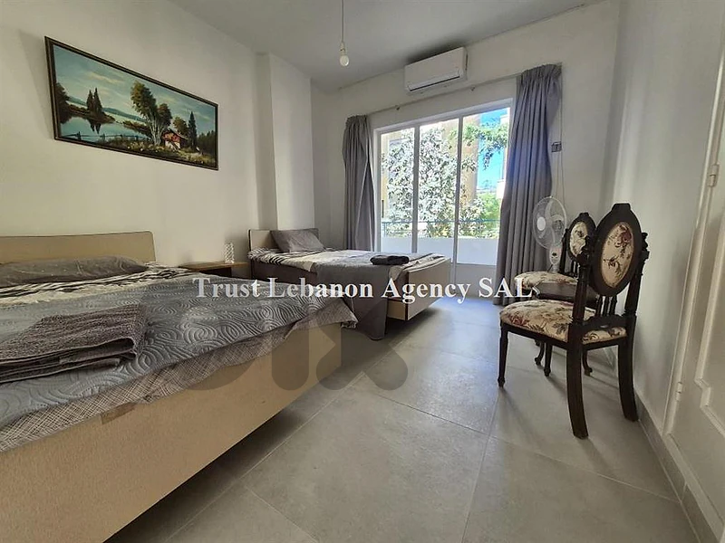 Furnished apartment for rent in achrafieh  شارع مستشفى الروم