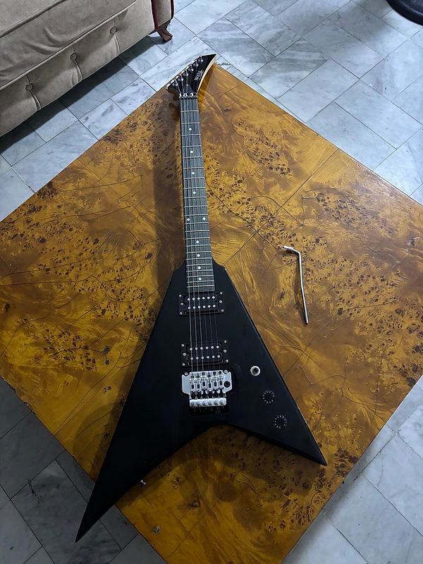 flying V electric guitar