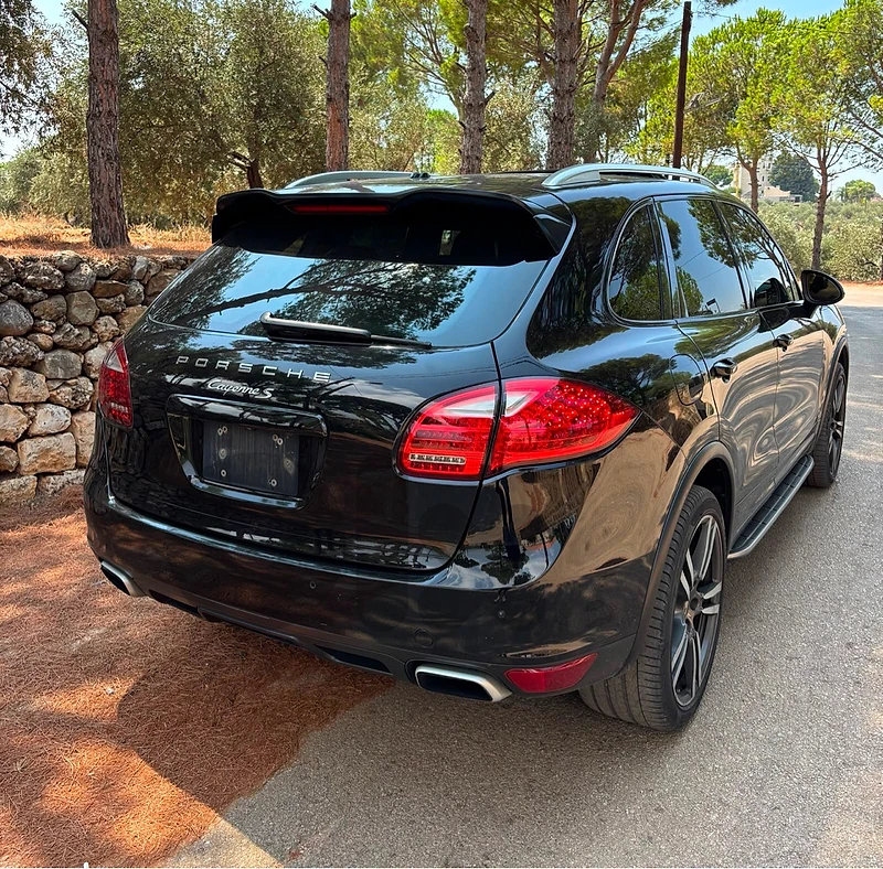 Porsche Cayenne 2012