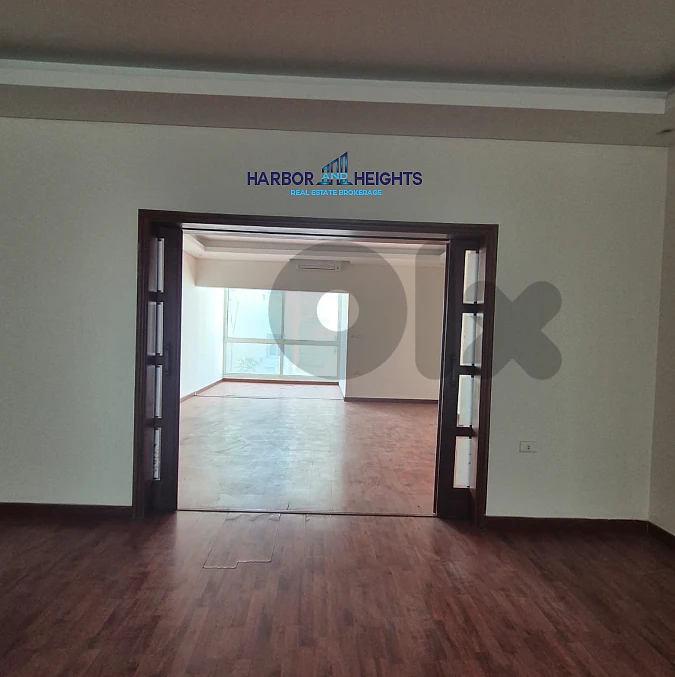 Apartment for Rent in Gemayzeh - شقة للإيجار في الجميزه