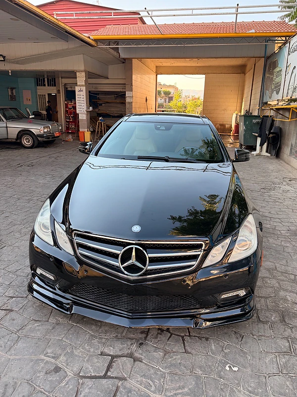 Mercedes-Benz E-Class 2011 e550 coupe Mercedes-Benz E-Class 2011 e550 coupe