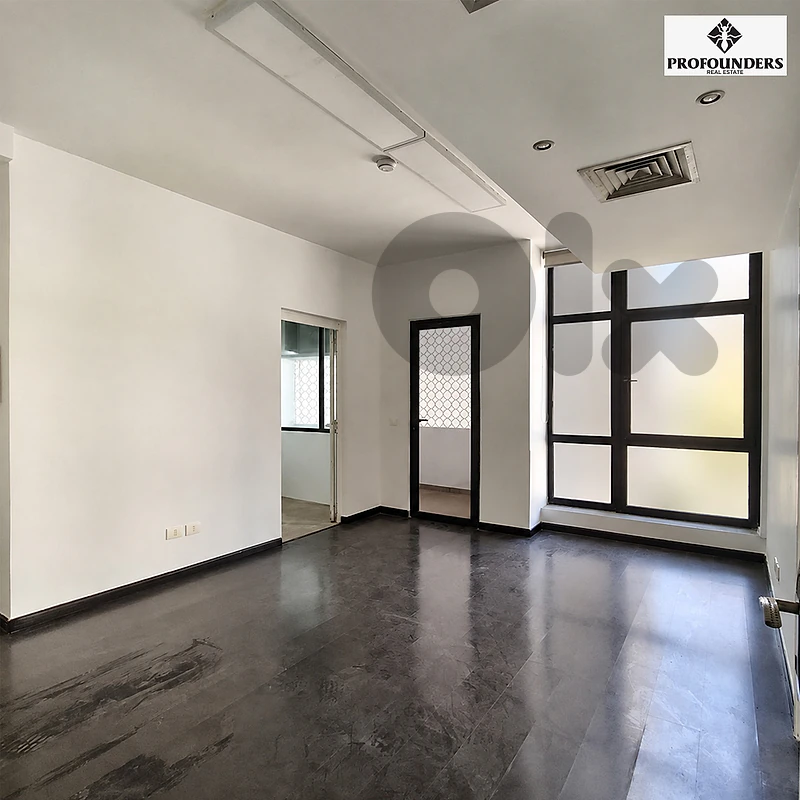 Office for rent in Achrafieh مكتب للايجار في الاشرفية