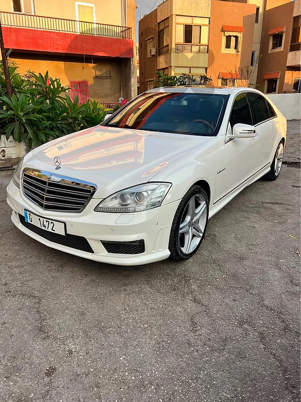 Mercedes-Benz S400 2011