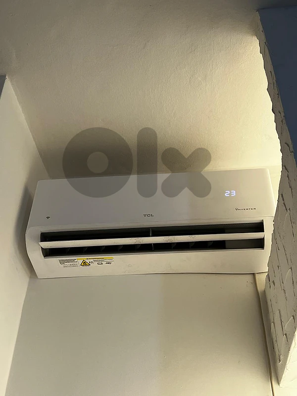 مكيف INVERTER بحالة ممتازة مستعمل شهر واحد فقط للبيع ب دواعي السفر