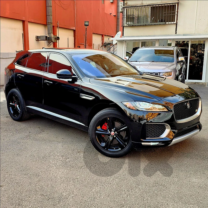 JAGUAR F-PACE S V6 380HP LUXURY EDITION 2017 MINT CONDITION JAGUAR F-PACE S V6 380HP LUXURY EDITION 2017 MINT CONDITION