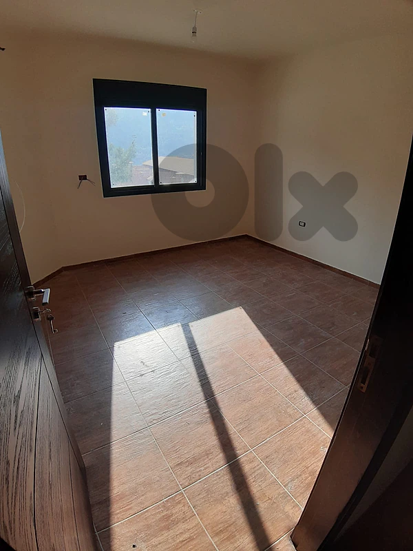 Apartment for sale in Qenabet Baabdat | Brand New | Balcony
