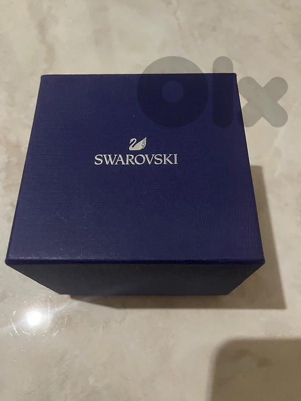Swarovski Cosmopolitan Watch - Model 5517790 – Original