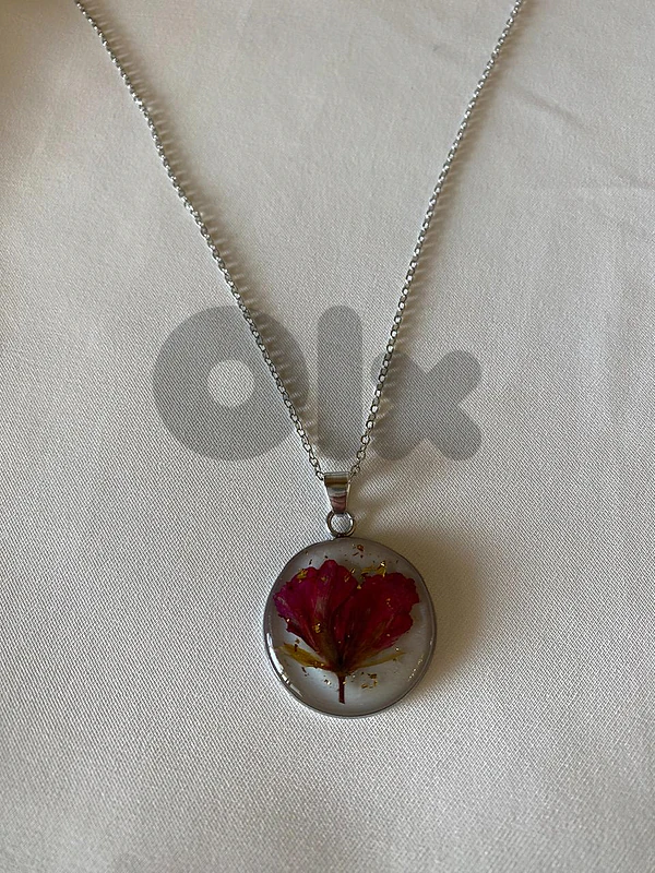 Red Bloom Necklace