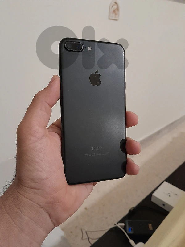 phone 7 plus 128GB as new