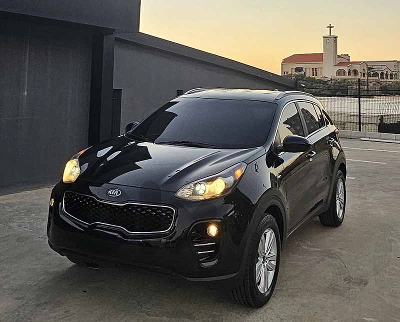 Kia Sportage 2018 AWD California Clean Carfax 80000 Miles