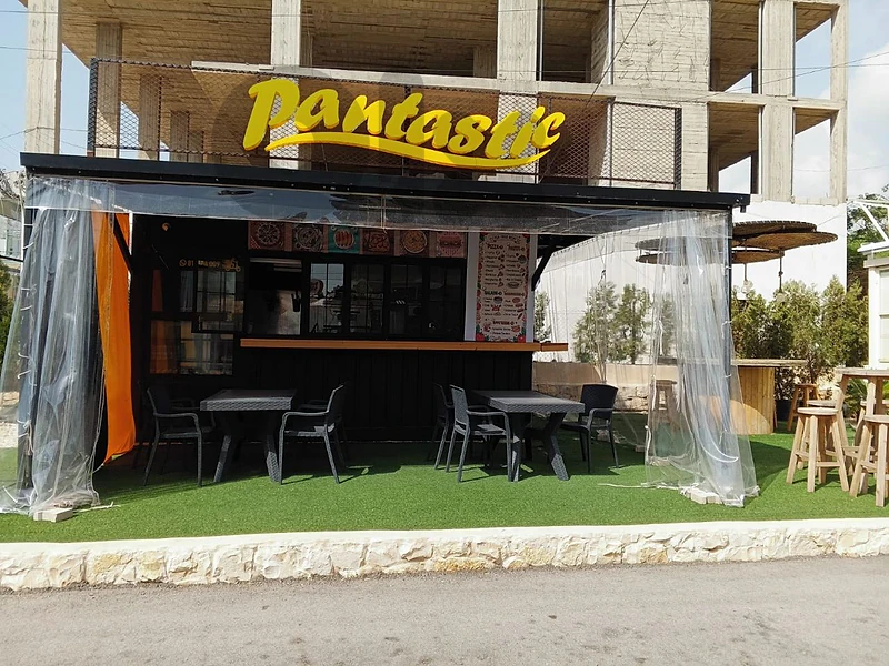 كيوسك..مطعم وبيتزا مميز ومتكامل للبيع – جاهز للتشغيل فوراً! 🍕🍔