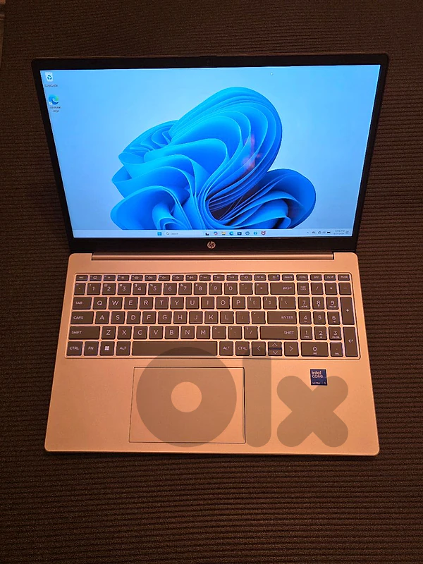 BRAND NEW HP ULTRA 5 125H  / 16G RAM DDR5/ WITH DISPLAY 15.6 Touch