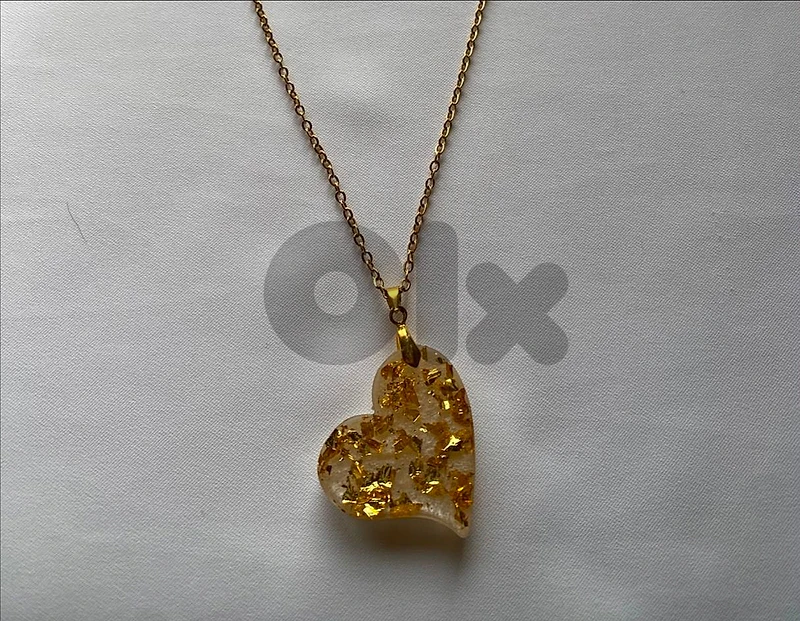 Resin gold Heart Necklace