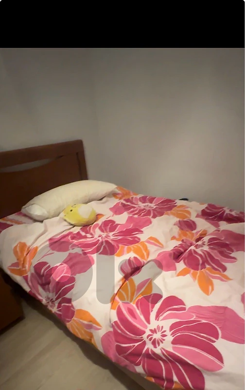 2 beds for sale