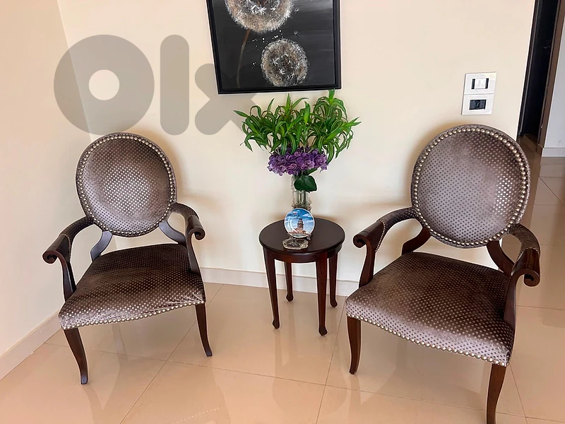 2 chairs