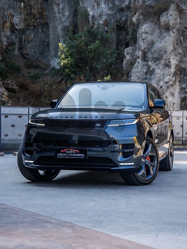 Range Rover Sport 2025 P-530 V8 .